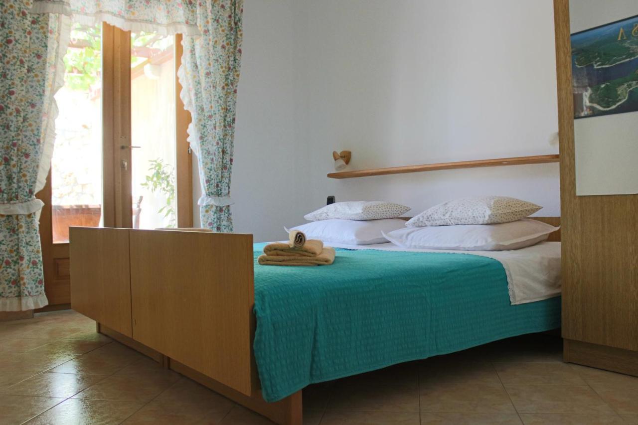 Seaside Secluded Apartments Zavala, Hvar - 15357 Jelsa  Exterior foto